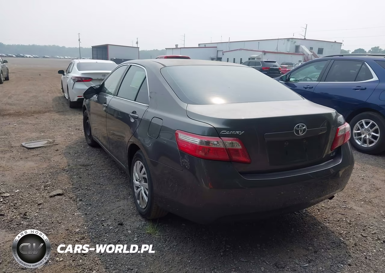 2007 Toyota Camry Le VIN:JTNBE46K673070133 - 3