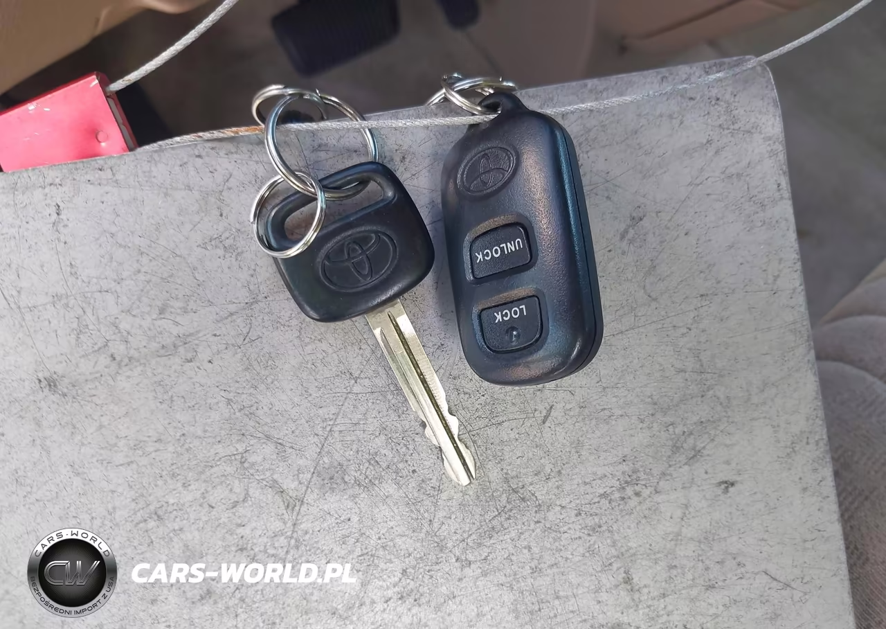2001 Toyota Sienna Le VIN:4T3ZF13C81U350281 - 11