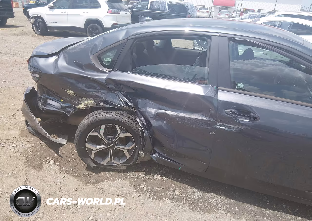 2021 Kia Forte Lxs VIN:3KPF24AD5ME309165 - 6