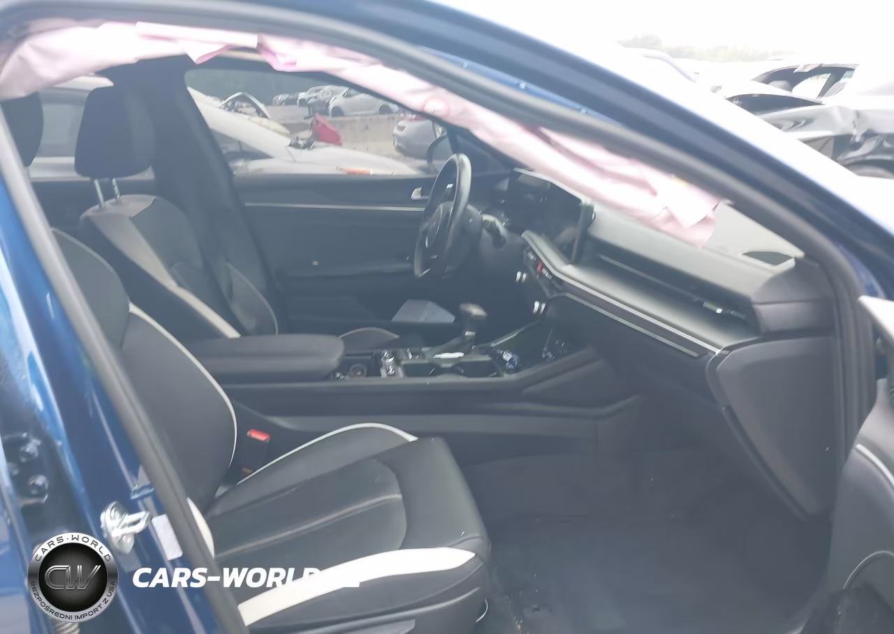 2025 Kia K5 Gt-Line VIN:KNAG64J71S5286542 - 5
