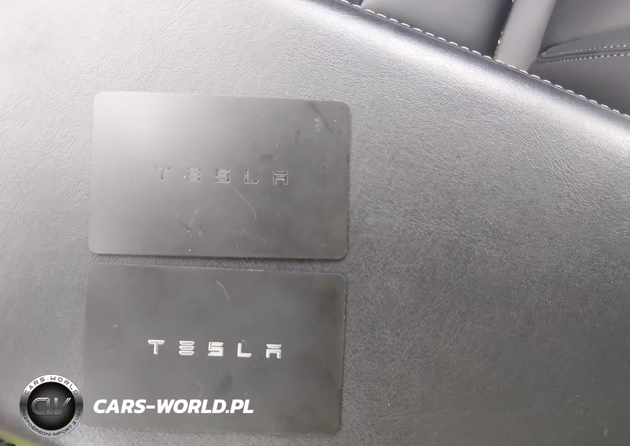 2018 Tesla Model 3 Long Range-Performance VIN:5YJ3E1EB1JF070852 - 11