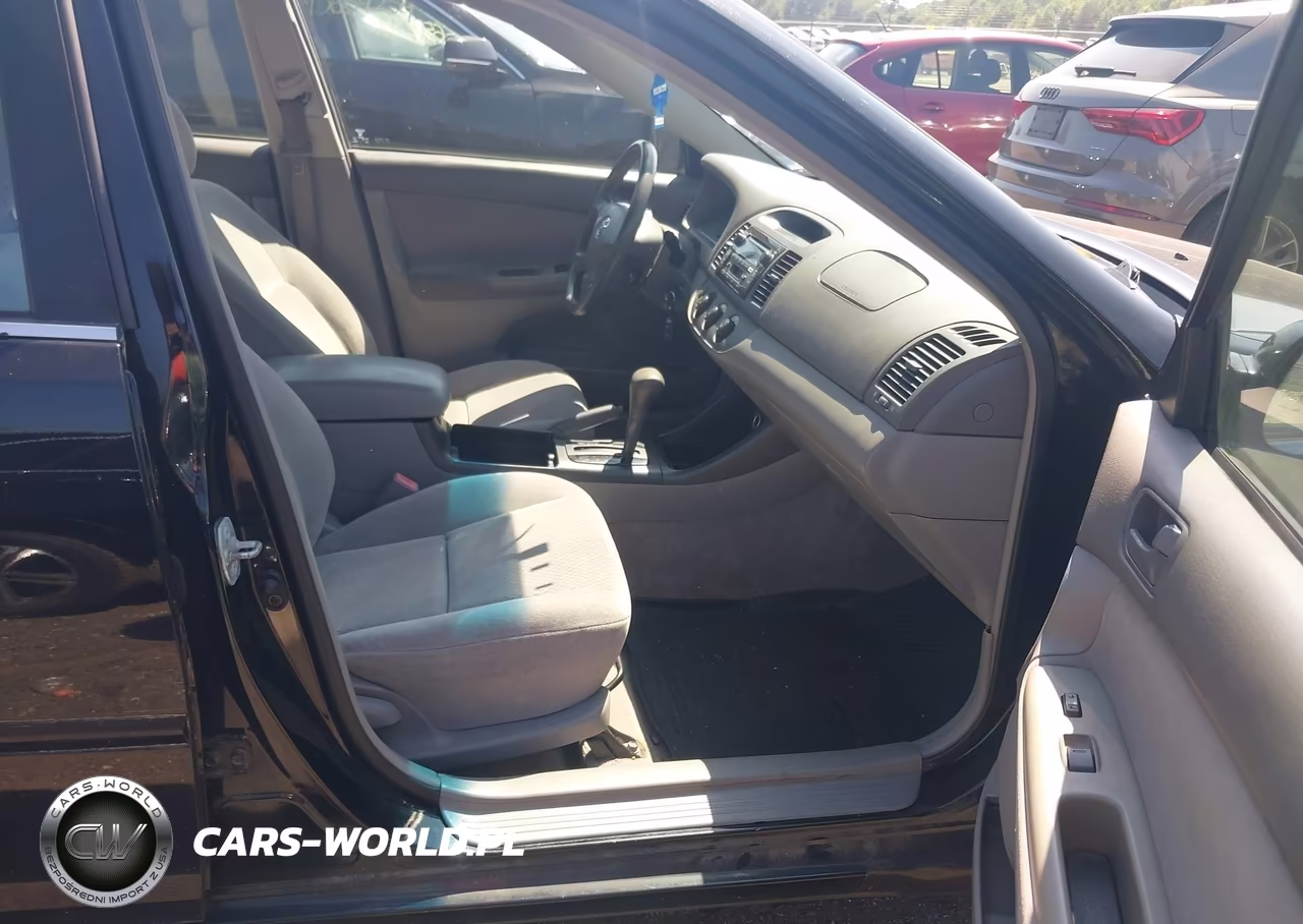 2003 Toyota Camry Le VIN:4T1BE32KX3U216909 - 5