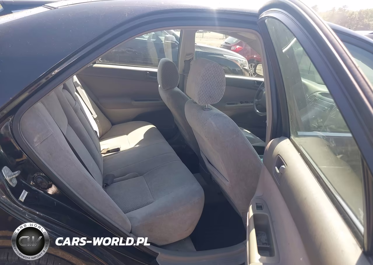 2003 Toyota Camry Le VIN:4T1BE32KX3U216909 - 8