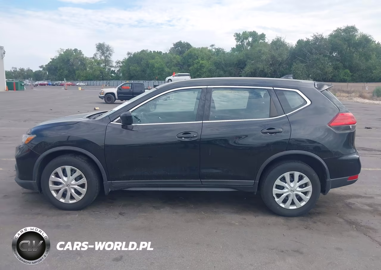 2017 Nissan Rogue S VIN:KNMAT2MV6HP541618 - 14