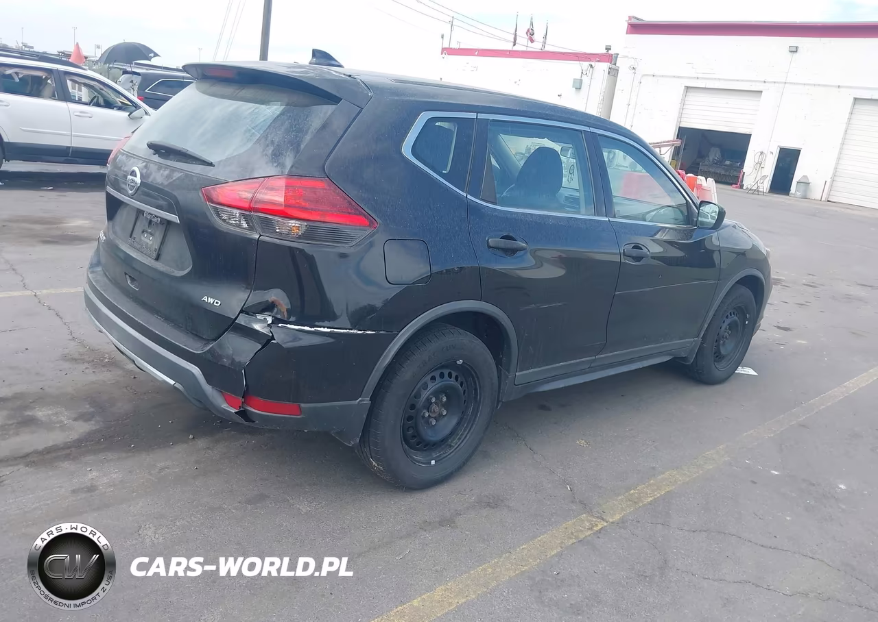 2017 Nissan Rogue S VIN:KNMAT2MV6HP541618 - 4
