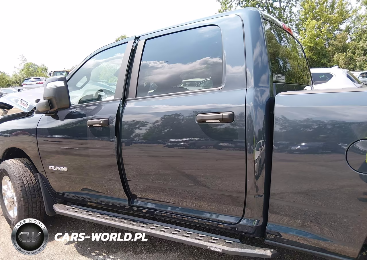 2025 Ram 2500 Big Horn 4X4 6'4 Box VIN:3C6UR5DJ3SG568921 - 14
