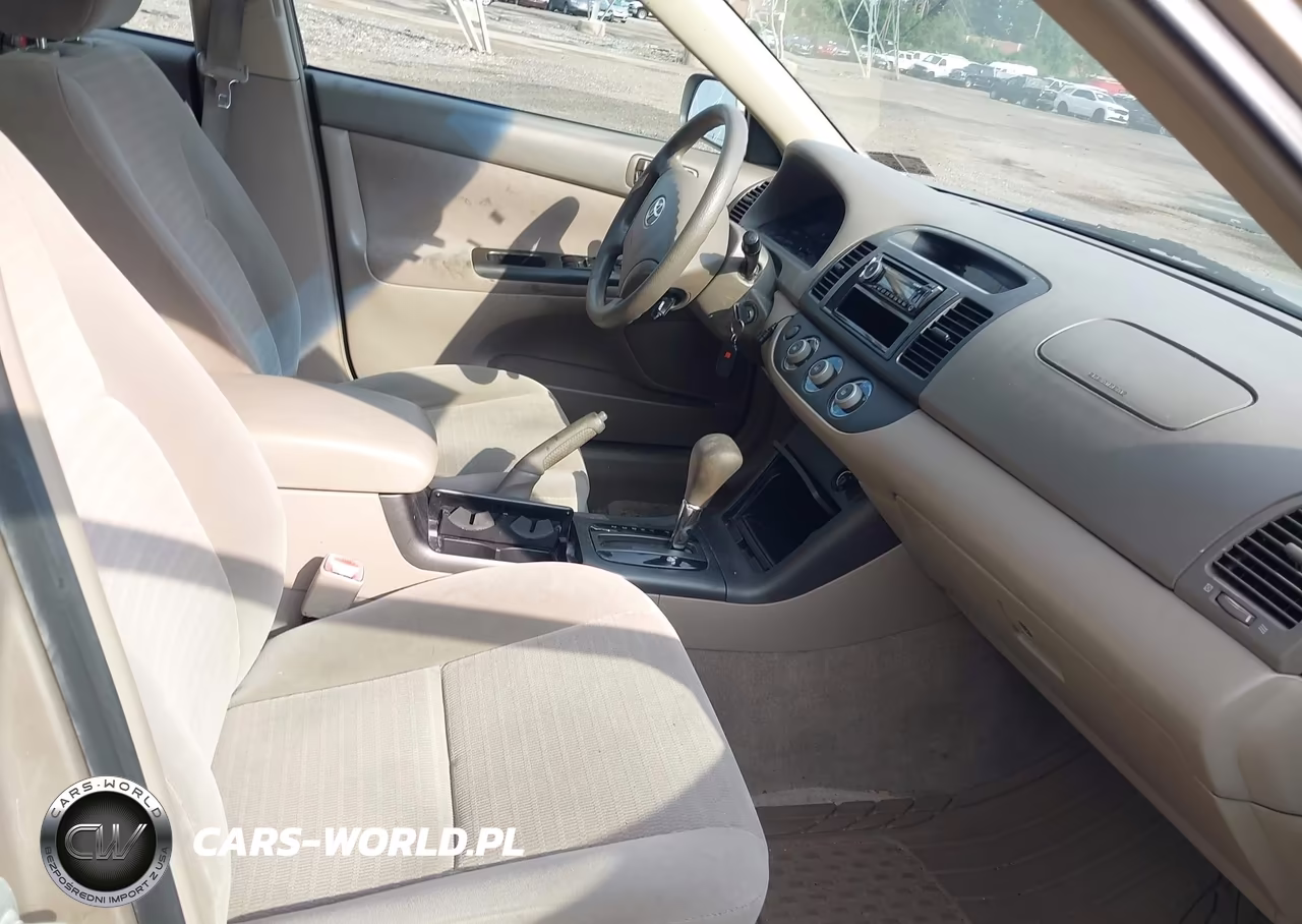 2005 Toyota Camry Le VIN:4T1BE30KX5U084577 - 5
