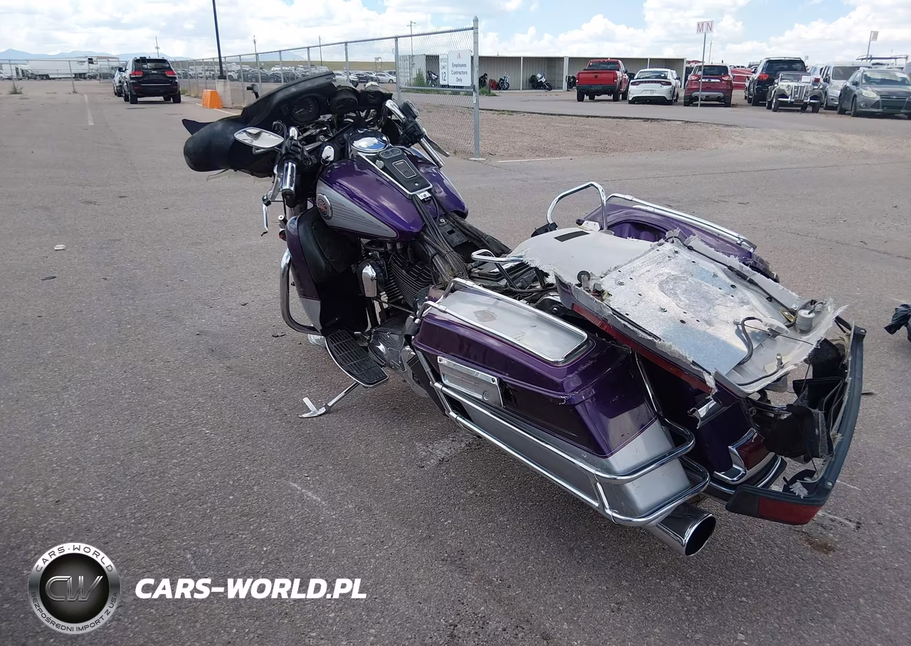 2001 Harley-Davidson Flhtcui VIN:1HD1FCW101Y651814 - 3