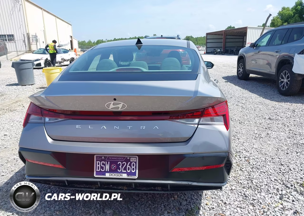 2025 Hyundai Elantra Sel Convenience VIN:KMHLS4DG2SU977766 - 15