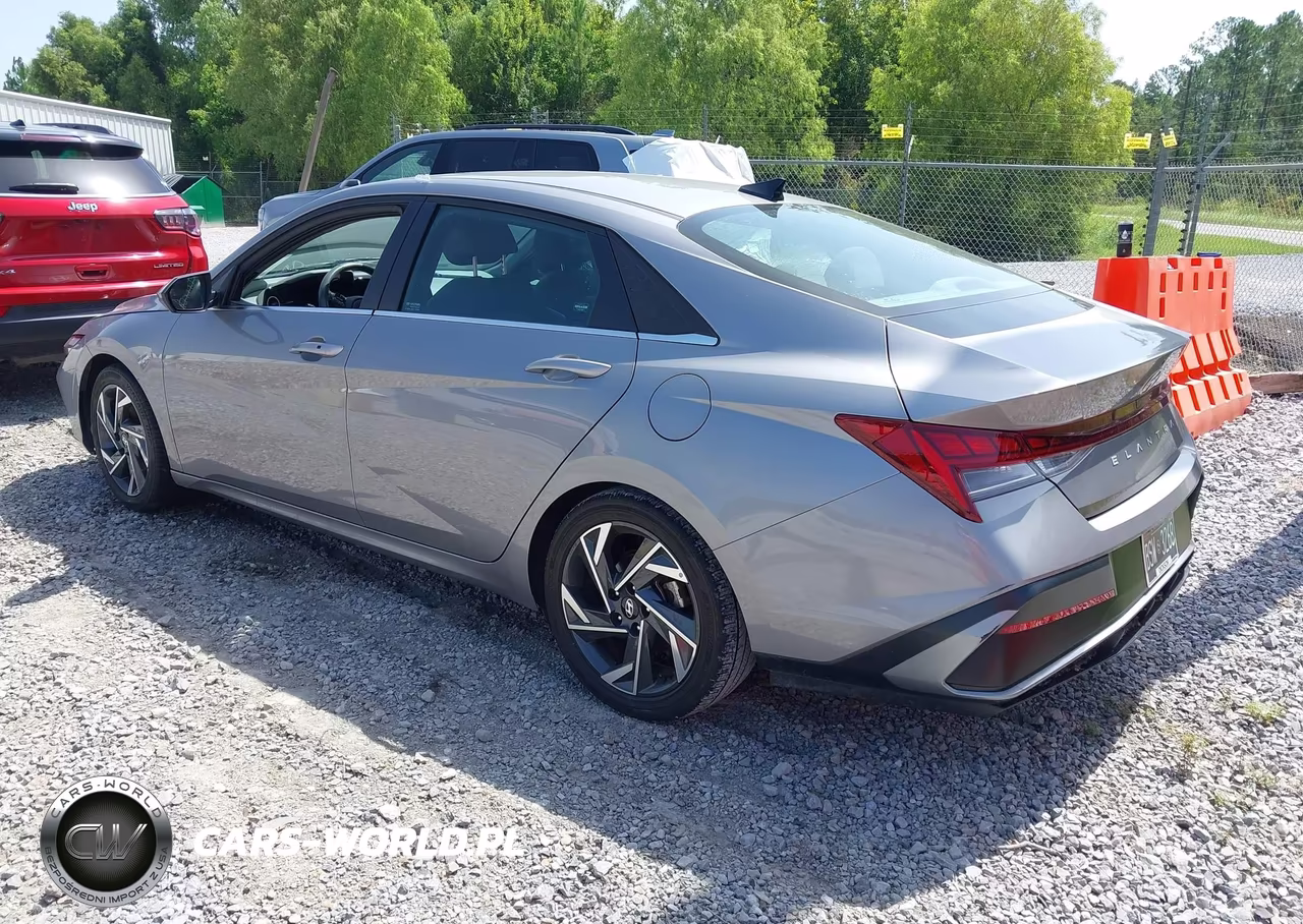 2025 Hyundai Elantra Sel Convenience VIN:KMHLS4DG2SU977766 - 3
