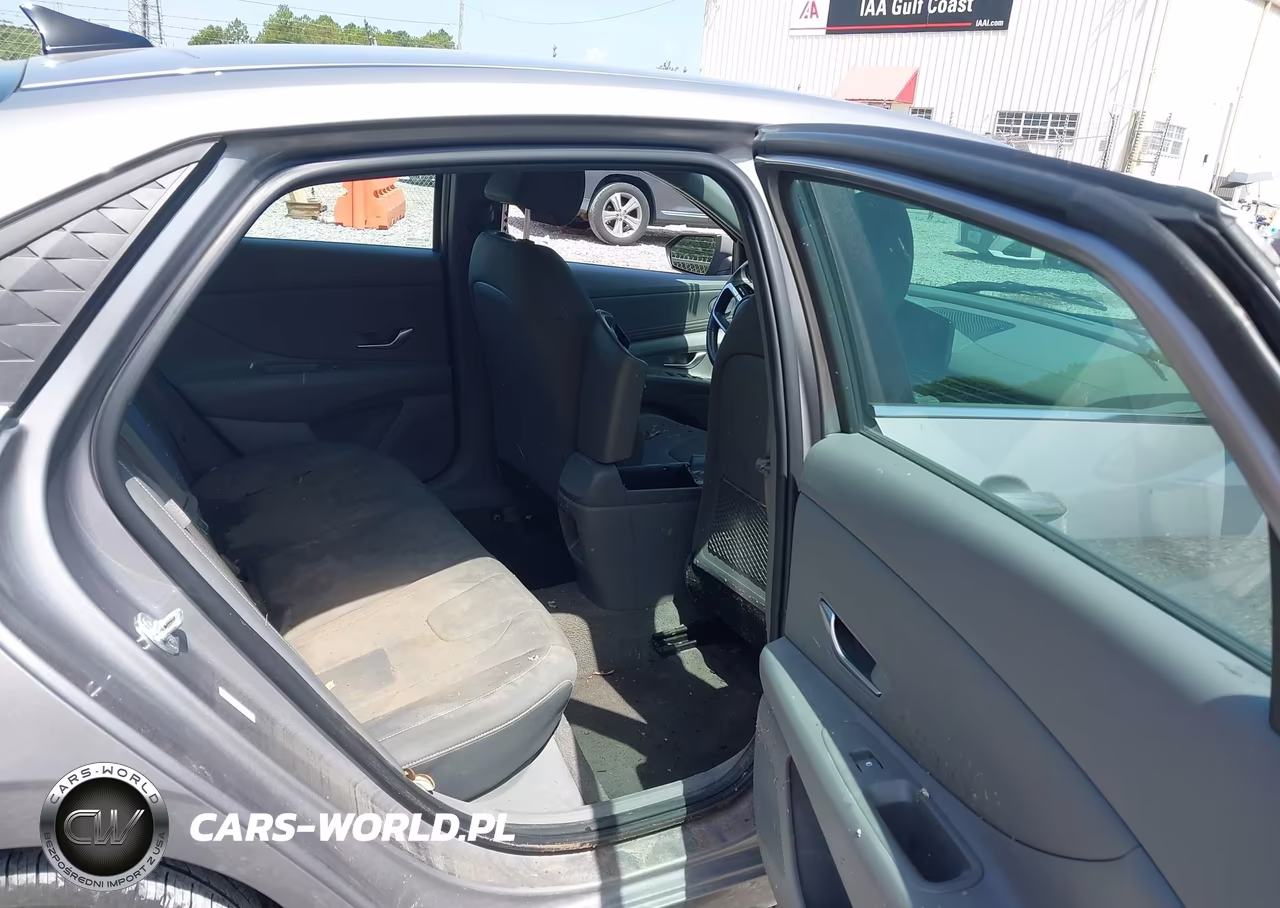 2025 Hyundai Elantra Sel Convenience VIN:KMHLS4DG2SU977766 - 8