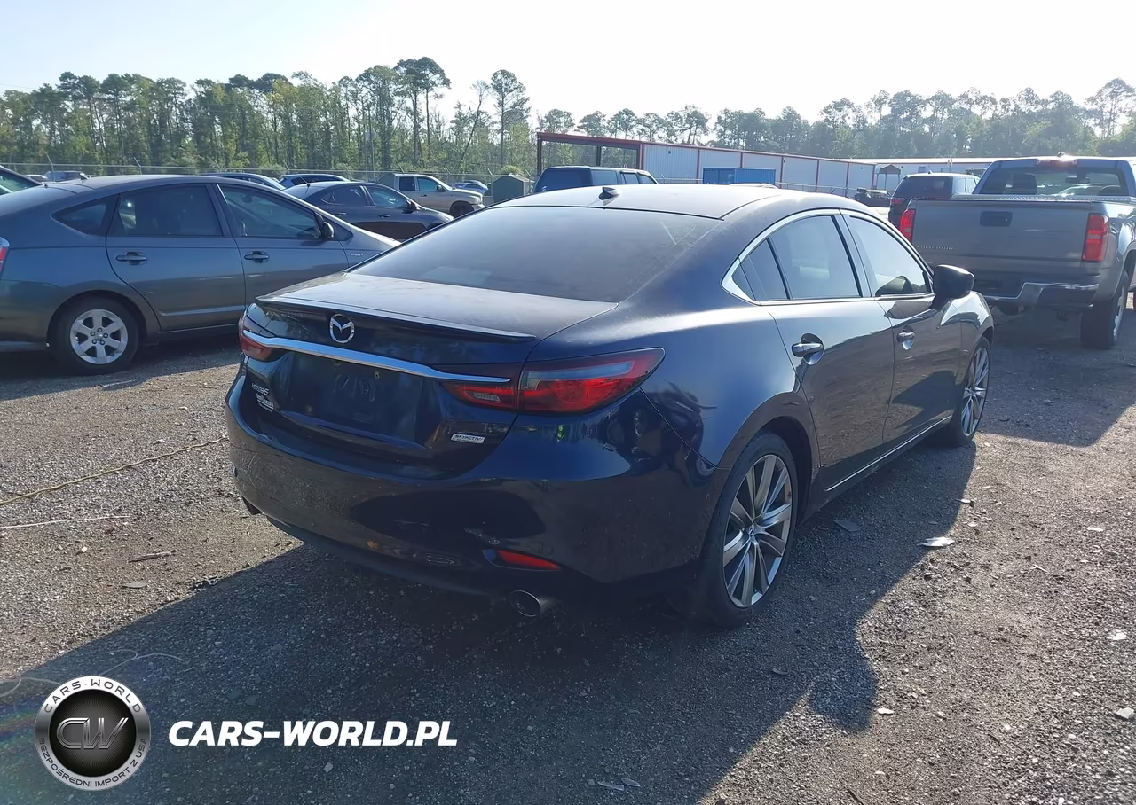2018 Mazda Mazda6 Grand Touring Reserve VIN:JM1GL1WY8J1308280 - 4