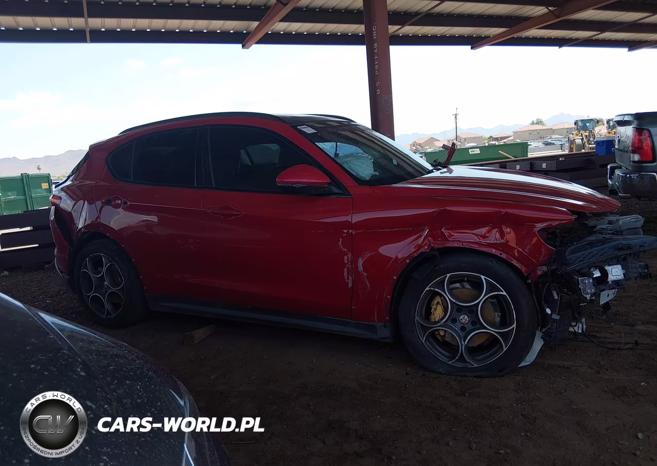 2018 Alfa Romeo Stelvio Ti Sport Awd VIN:ZASFAKNN9J7B98875 - 14