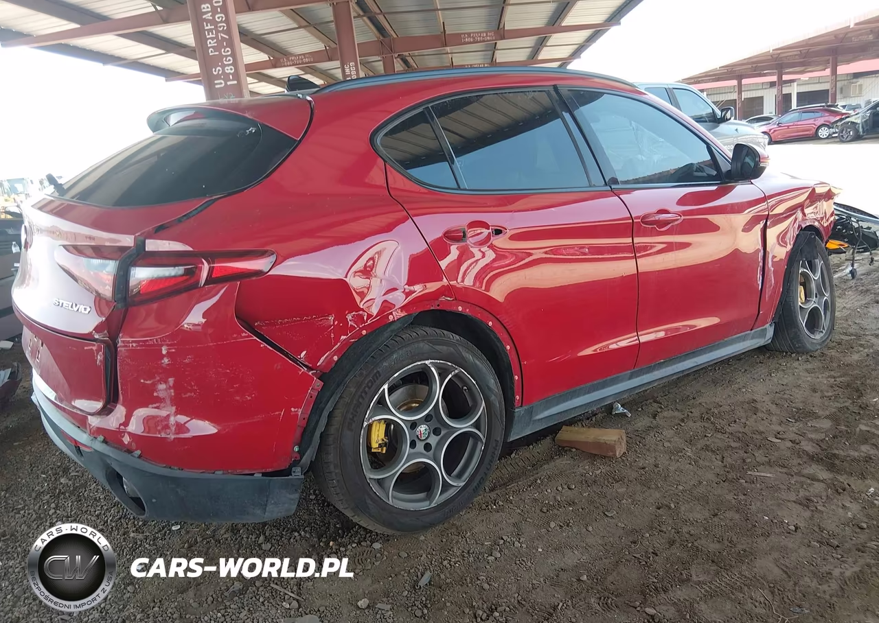 2018 Alfa Romeo Stelvio Ti Sport Awd VIN:ZASFAKNN9J7B98875 - 4