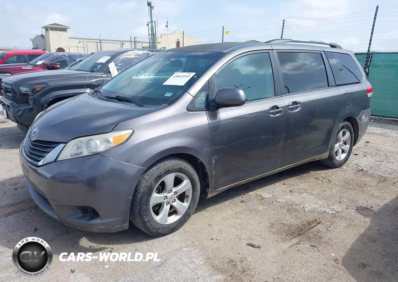 2011 Toyota Sienna Le V6 VIN:5TDKK3DC4BS085093 - 2