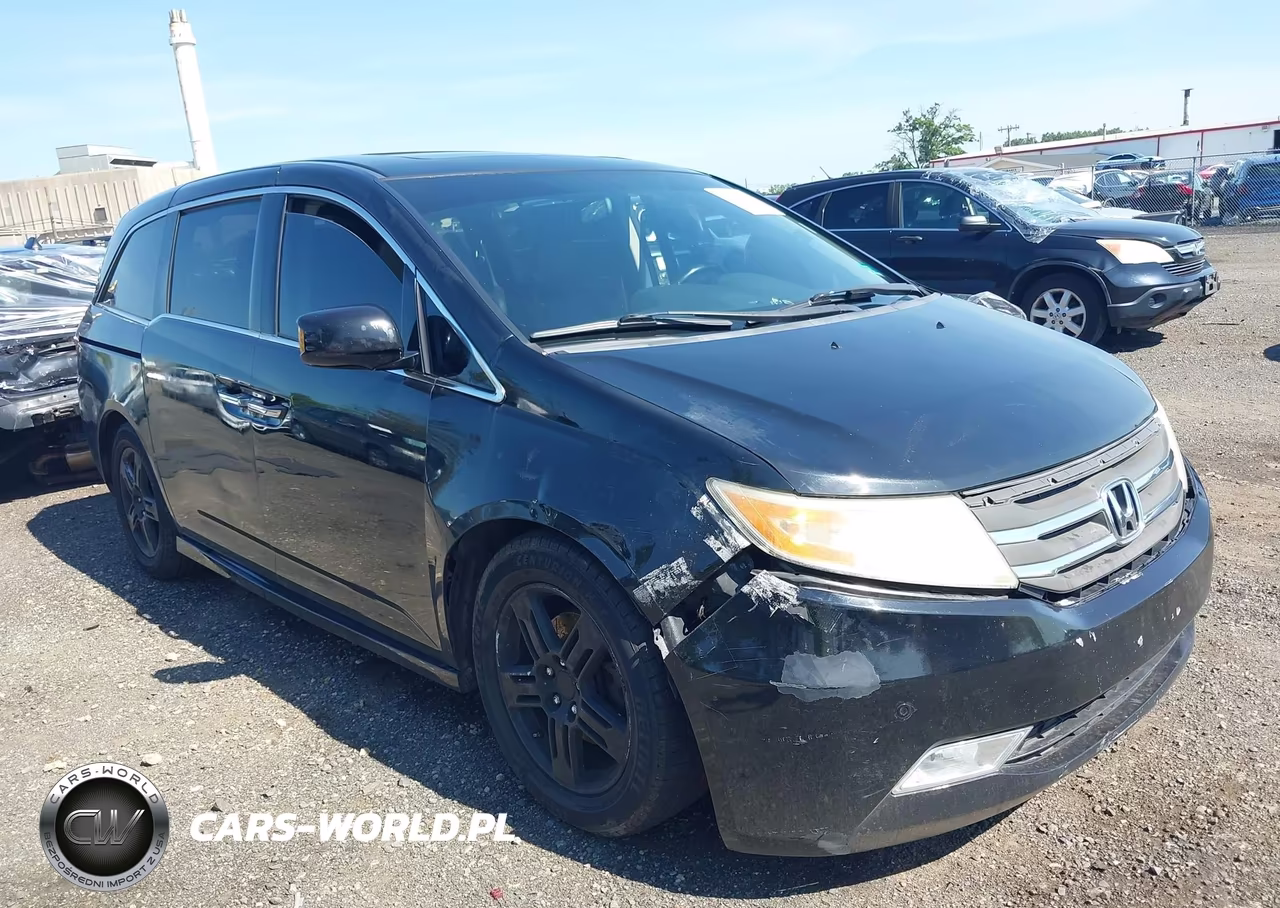 2013 Honda Odyssey Touring-Touring Elite VIN:5FNRL5H93DB081632 - 6