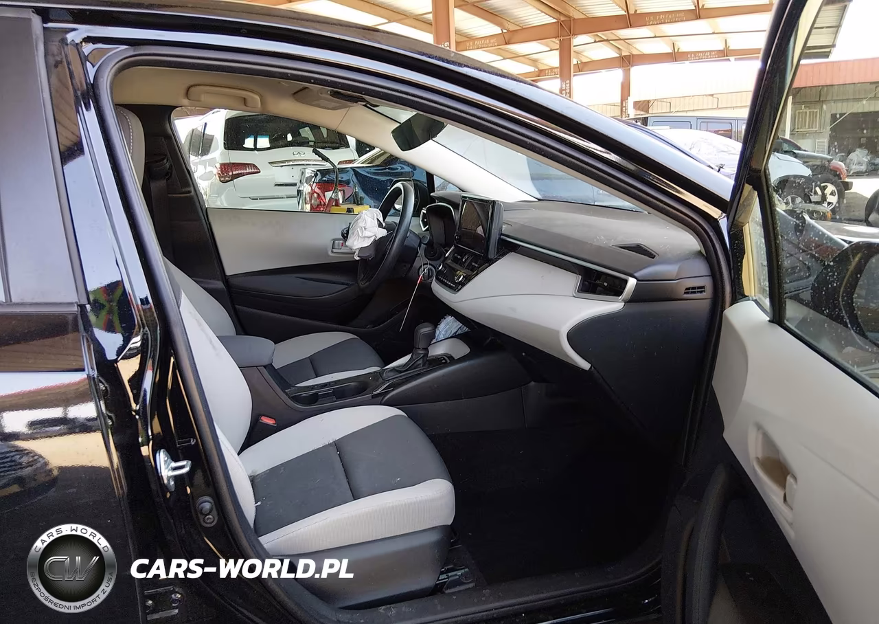 2025 Toyota Corolla Hybrid Le VIN:JTDBCMFE0S3110235 - 5