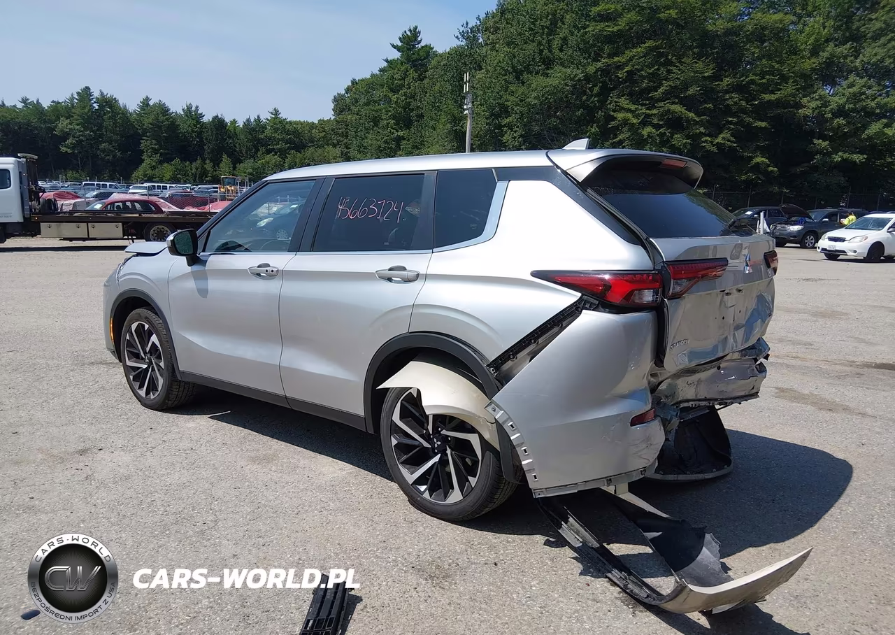 2022 Mitsubishi Outlander Black Edition S-Awc-Se 2.5 S-Awc-Se Launch Edition S-Awc VIN:JA4J4UA80NZ049698 - 3