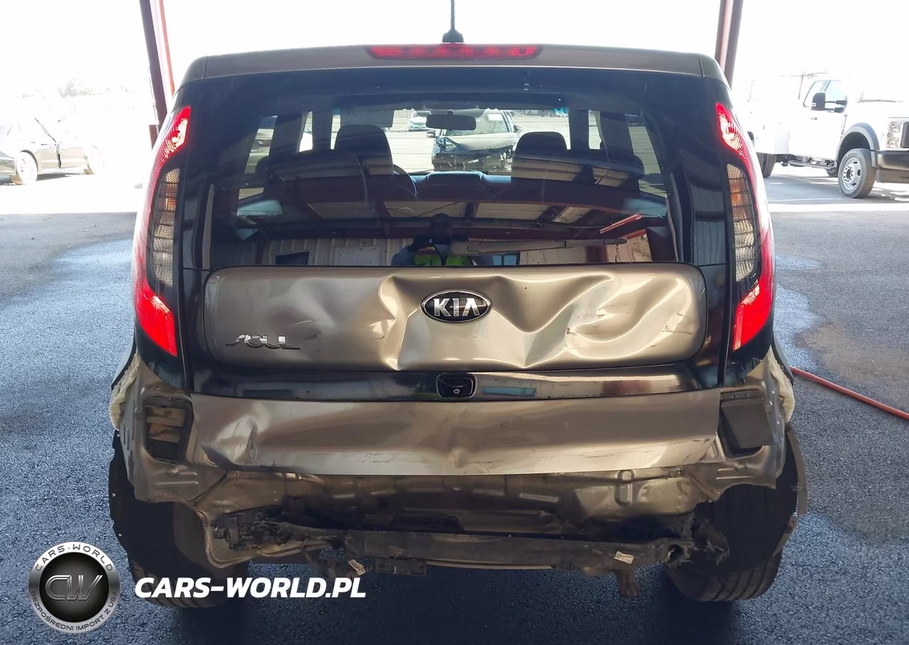 2018 Kia Soul + VIN:KNDJP3A56J7596445 - 6