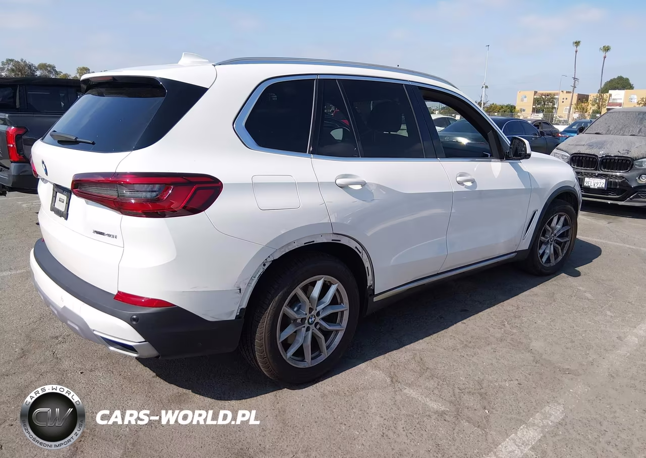 2020 BMW X5 xDrive40I VIN:5UXCR6C02L9B81721 - 4