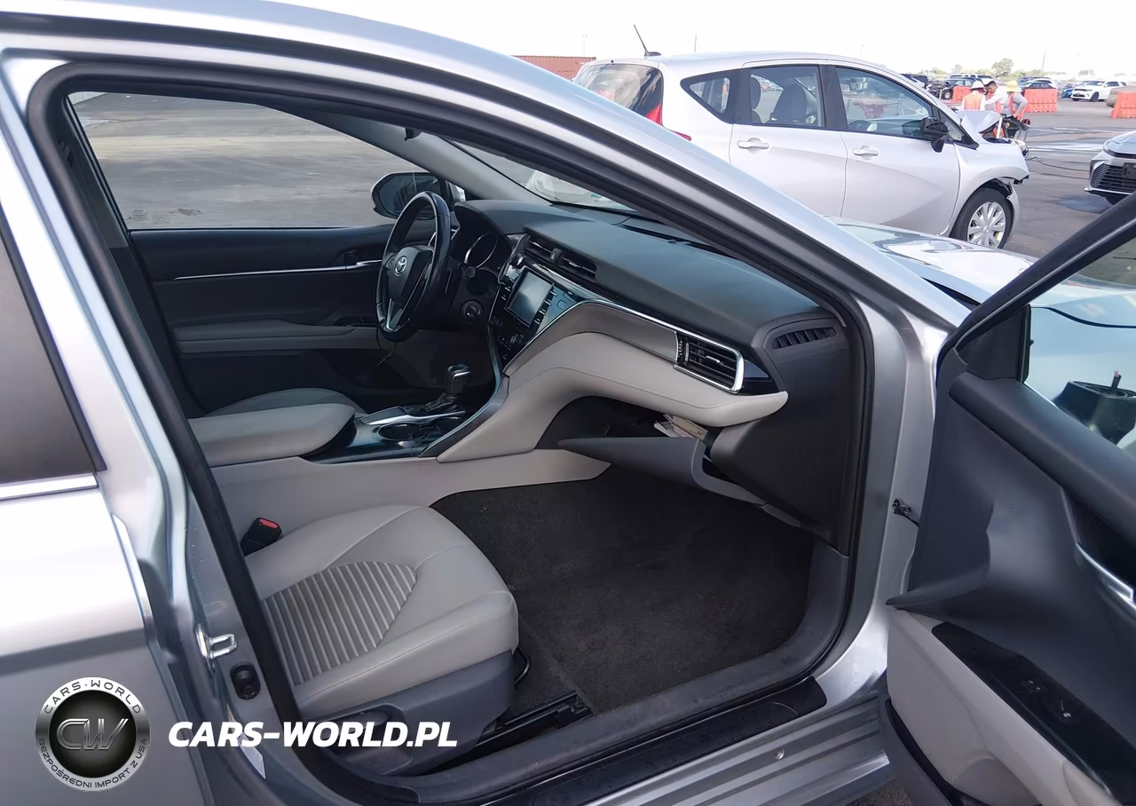 2018 Toyota Camry Se VIN:4T1B11HK6JU501207 - 5