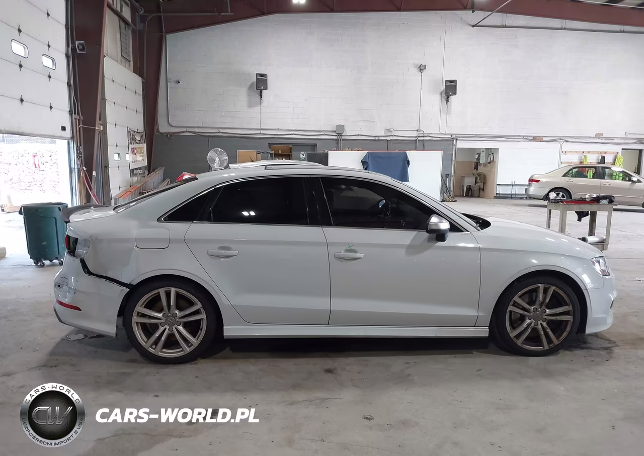 2016 Audi S3 Premium Plus VIN:WAUB1GFF3G1035093 - 14