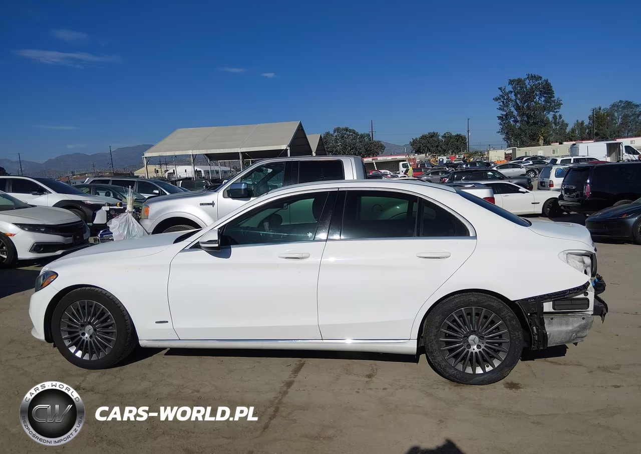 2016 Mercedes-Benz C 300 VIN:55SWF4JB8GU172268 - 15