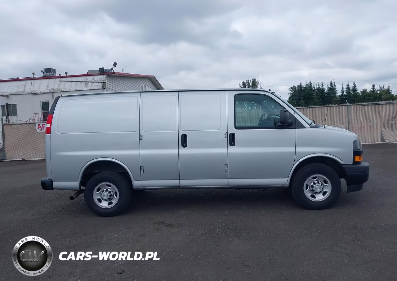 2018 Chevrolet Express 2500 Work Van VIN:1GCWGAFG1J1288848 - 13