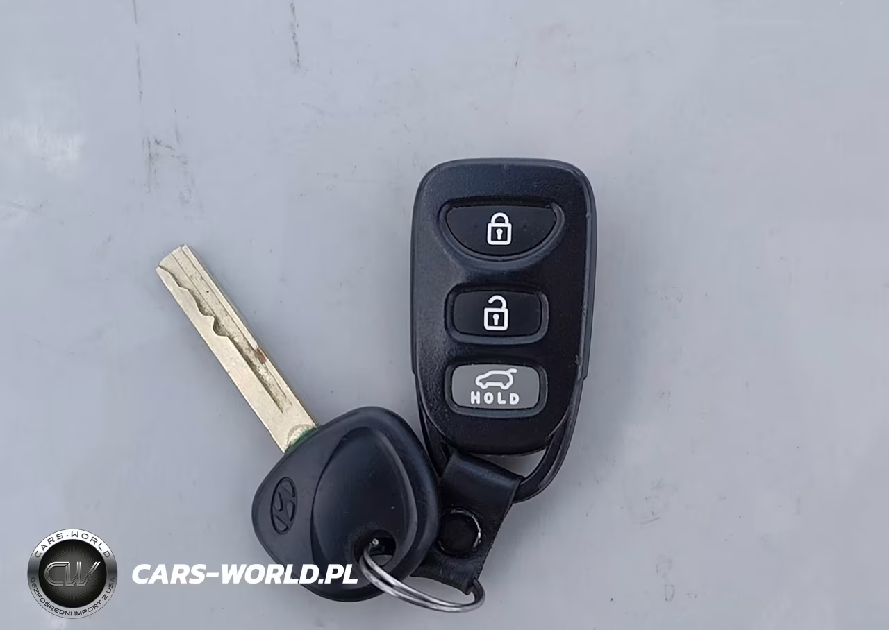 2013 Hyundai Veloster Base W-Black VIN:KMHTC6ADXDU103333 - 11