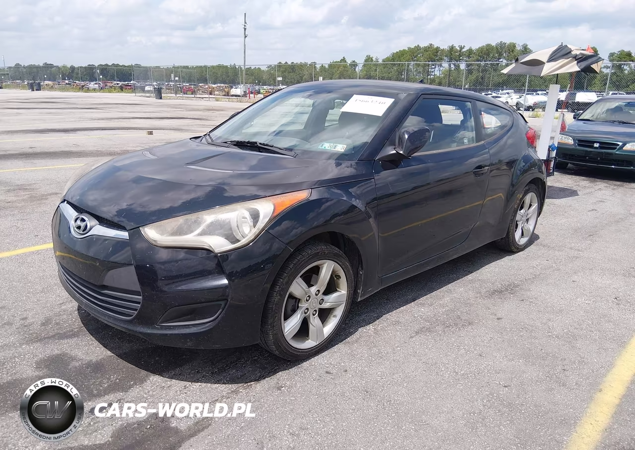 2013 Hyundai Veloster Base W-Black VIN:KMHTC6ADXDU103333 - 2