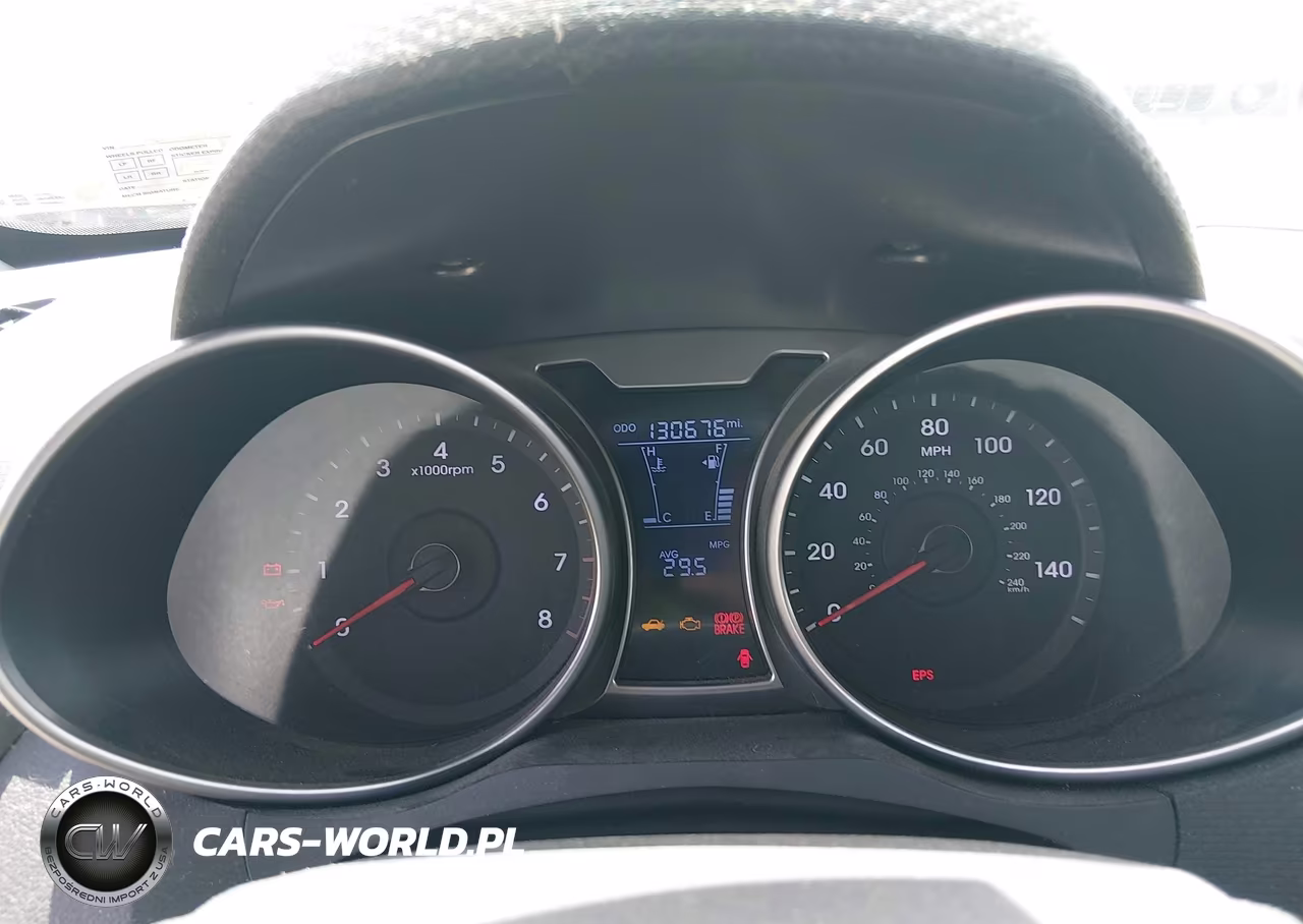 2013 Hyundai Veloster Base W-Black VIN:KMHTC6ADXDU103333 - 7