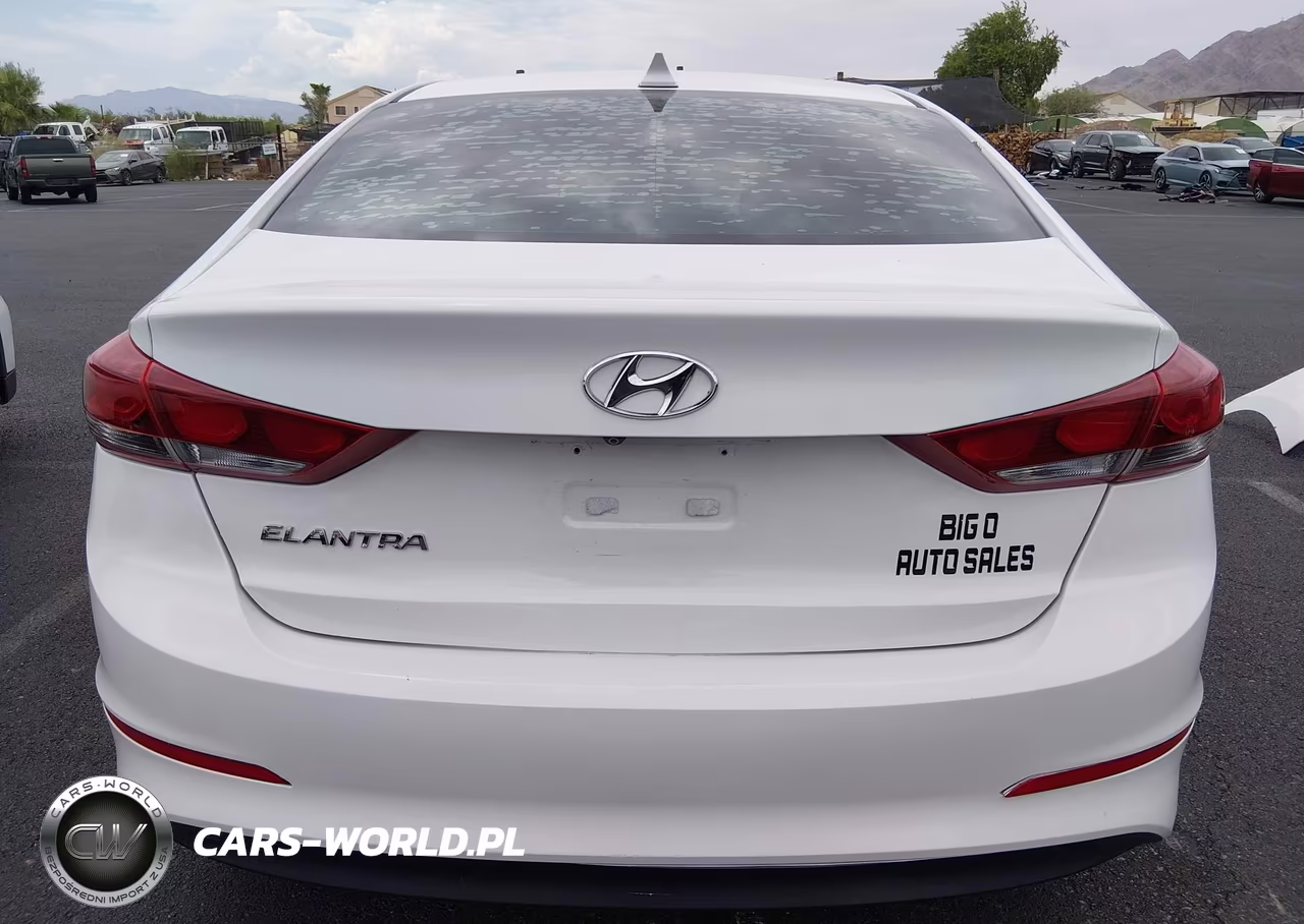 2018 Hyundai Elantra Sel VIN:5NPD84LF6JH221527 - 17