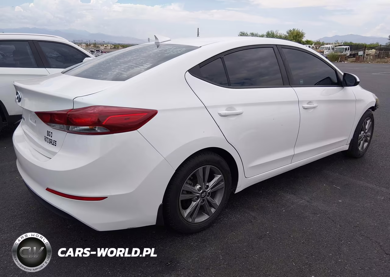 2018 Hyundai Elantra Sel VIN:5NPD84LF6JH221527 - 4