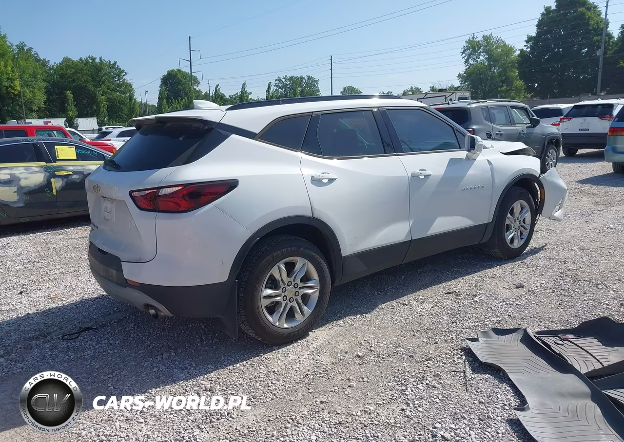 2019 Chevrolet Blazer VIN:3GNKBGRS2KS656249 - 4