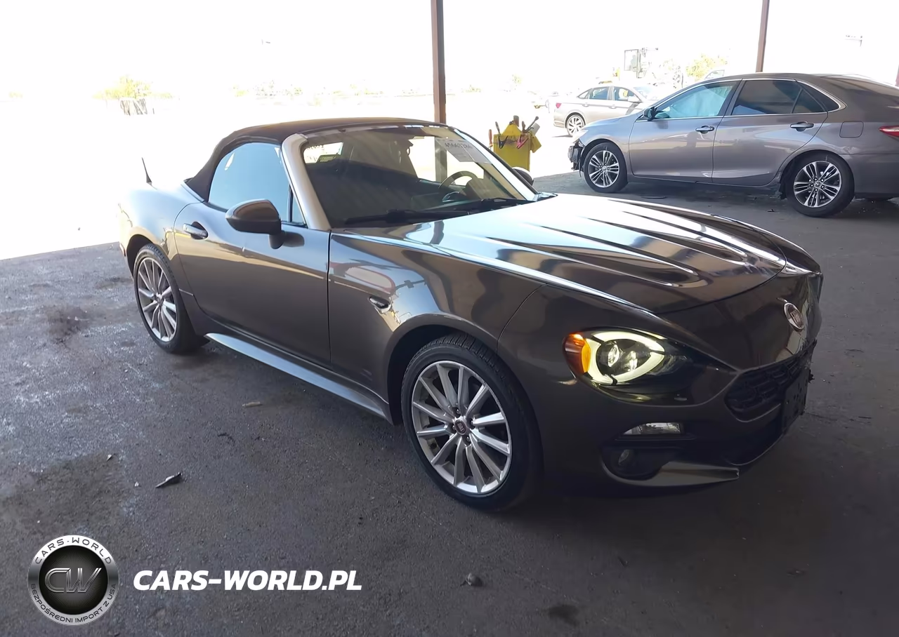 2017 Fiat 124 Spider Lusso