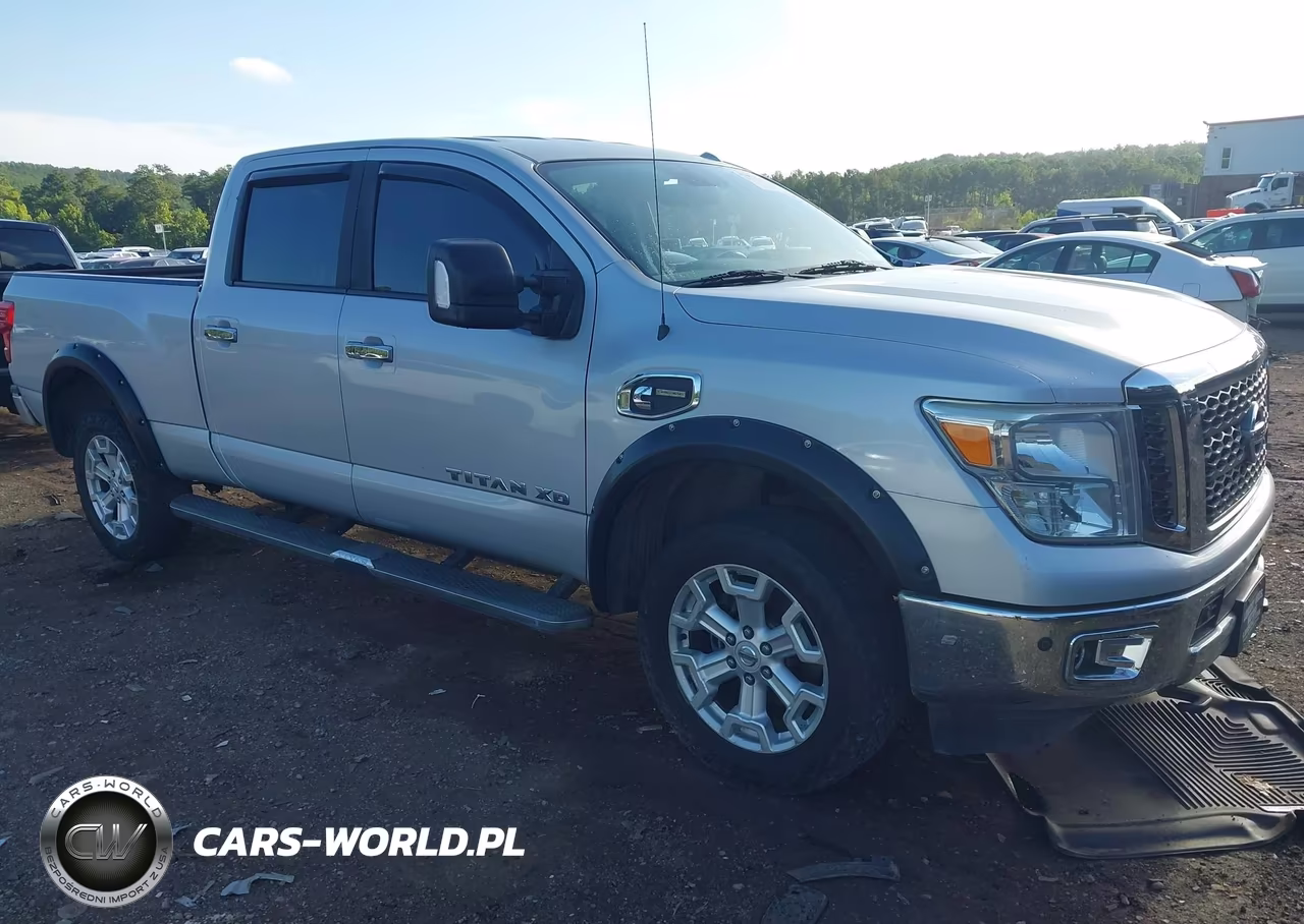2017 Nissan Titan Xd Sv Diesel – zdjęcie 1 z 16