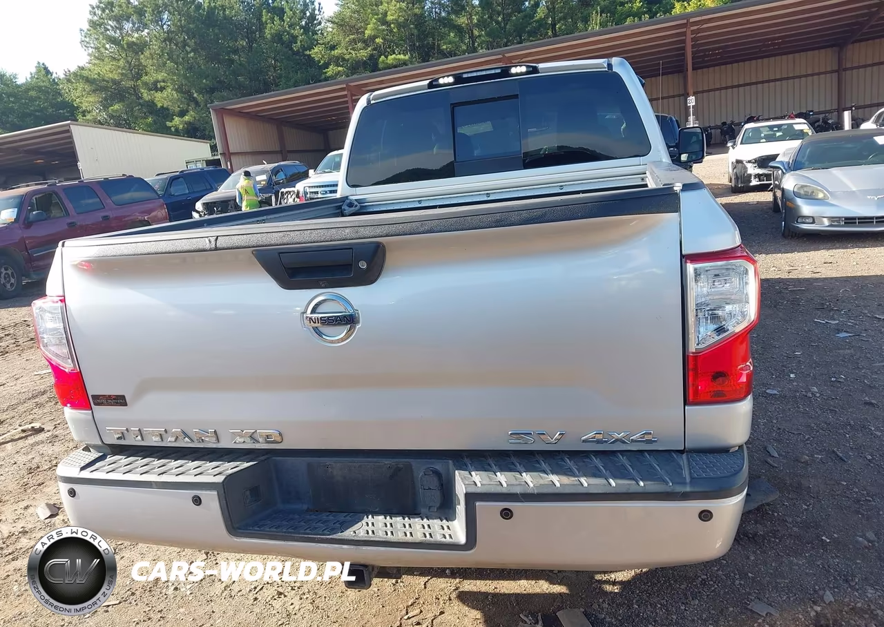 2017 Nissan Titan Xd Sv Diesel VIN:1N6BA1F48HN551682 - 16