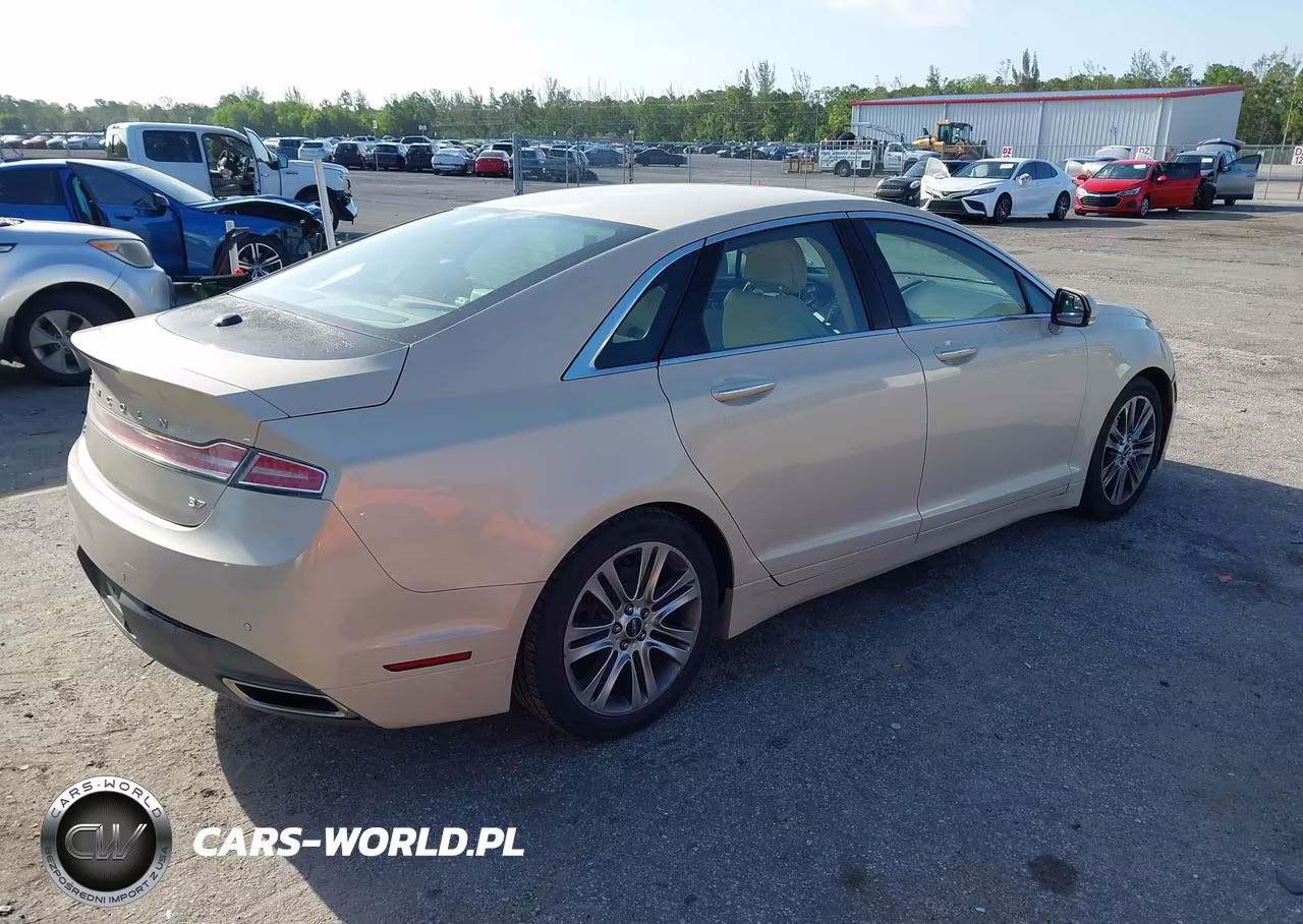 2015 Lincoln Mkz VIN:3LN6L2GK0FR608349 - 4