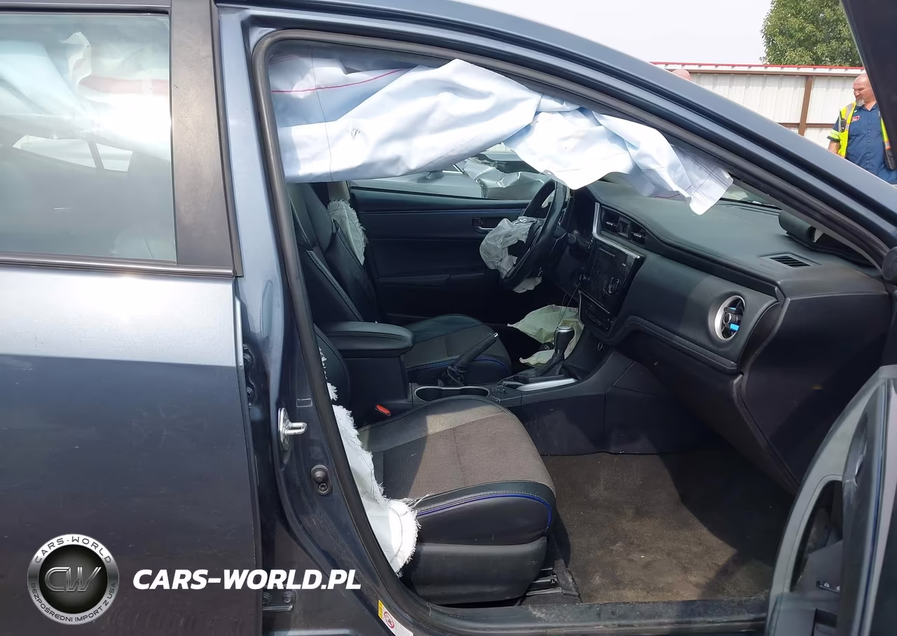 2017 Toyota Corolla Se VIN:2T1BURHEXHC769950 - 5