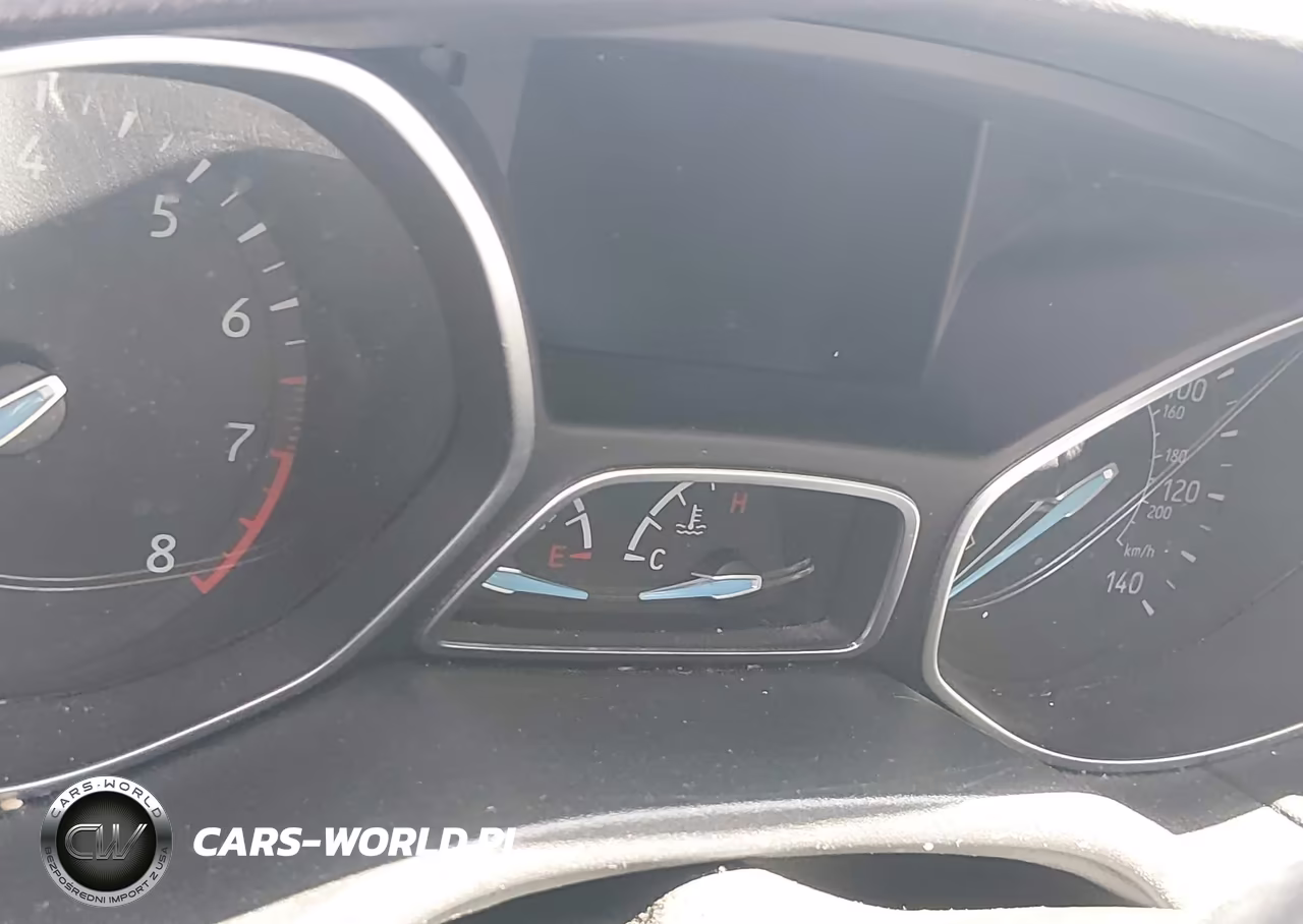 2016 Ford Focus Se VIN:1FADP3K23GL258296 - 7