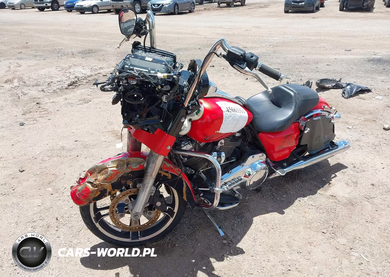 2017 Harley-Davidson Fltrxs Road Glide Special VIN:1HD1KTC19HB623040 - 2