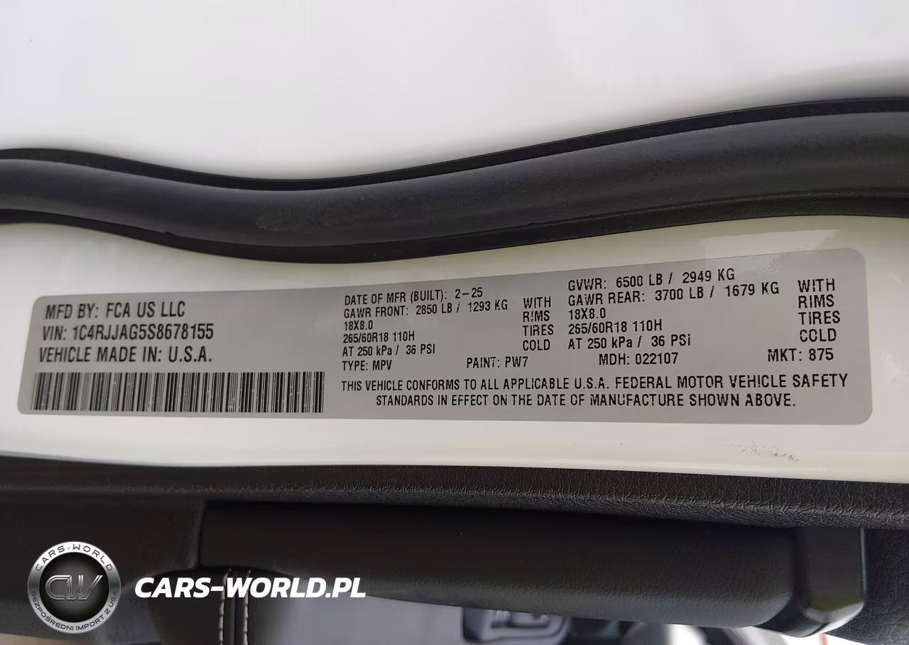 2025 Jeep Grand Cherokee L Altitude 4X2 VIN:1C4RJJAG5S8678155 - 9