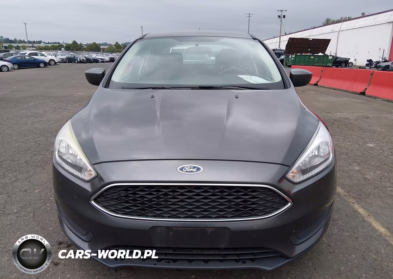 2018 Ford Focus Se VIN:1FADP3F28JL327436 - 12