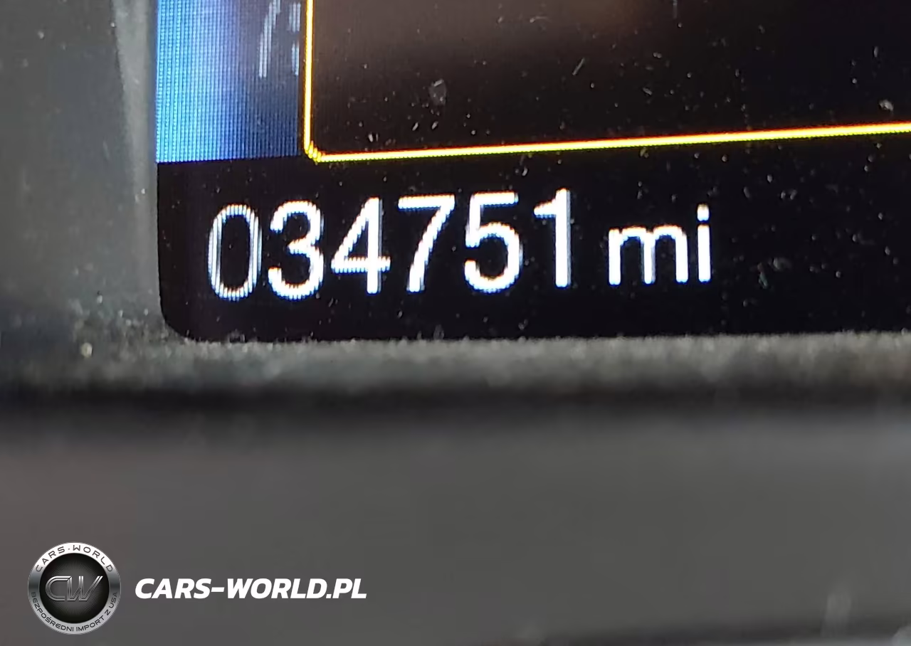 2018 Ford Focus Se VIN:1FADP3F28JL327436 - 15