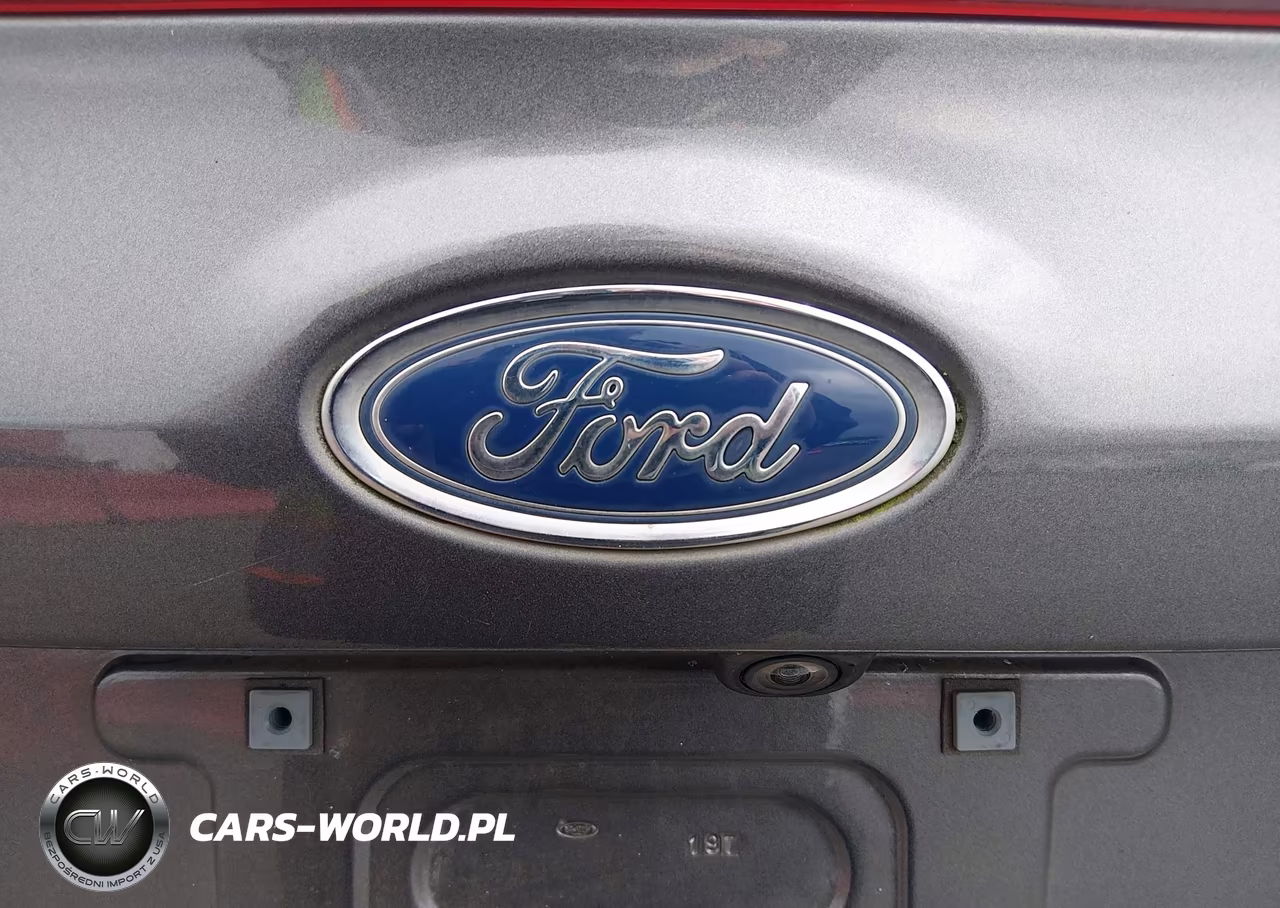 2018 Ford Focus Se VIN:1FADP3F28JL327436 - 6