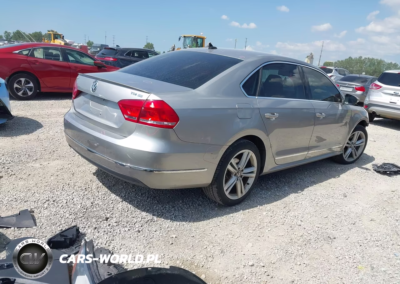 2012 Volkswagen Passat 2.0L Tdi Se VIN:1VWBN7A36CC023729 - 4