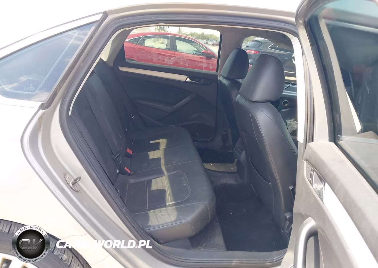 2012 Volkswagen Passat 2.0L Tdi Se VIN:1VWBN7A36CC023729 - 8