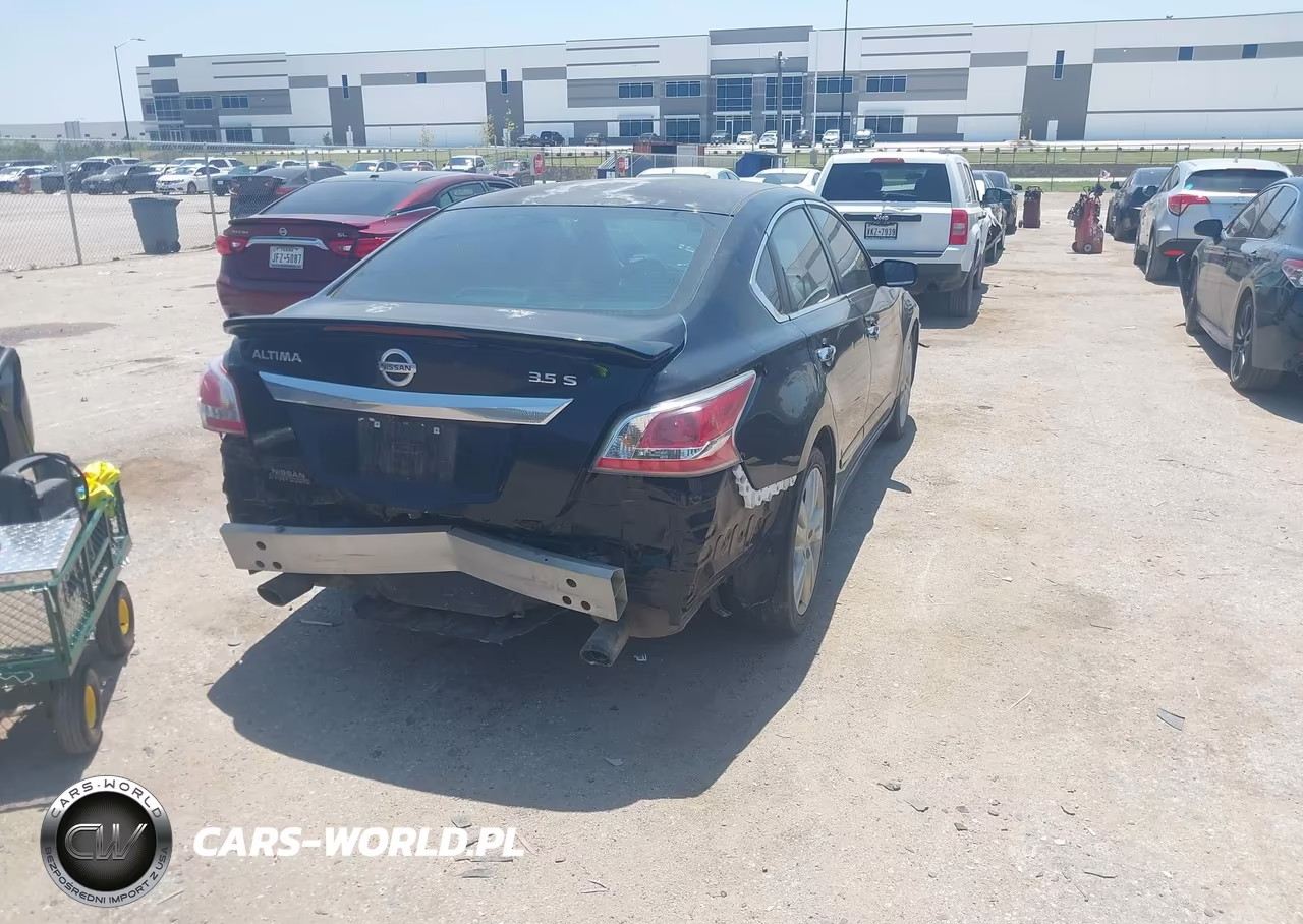 2013 Nissan Altima 3.5 S VIN:1N4BL3APXDC233388 - 4