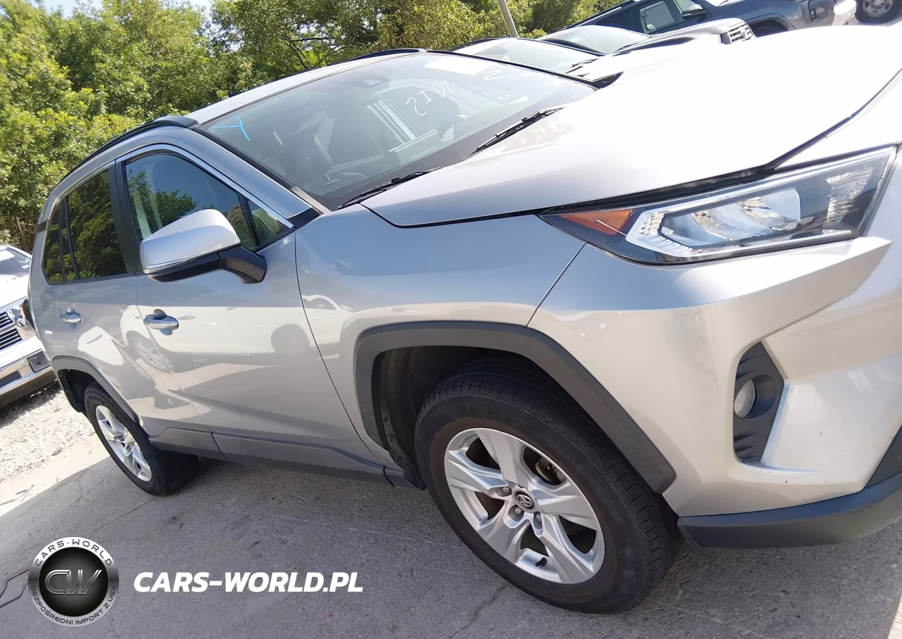 2020 Toyota Rav4 Xle VIN:2T3W1RFV4LW085665 - 13