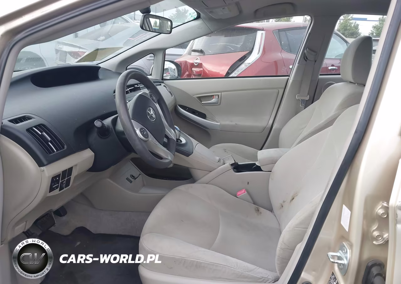 2011 Toyota Prius Three VIN:JTDKN3DU6B1413367 - 5